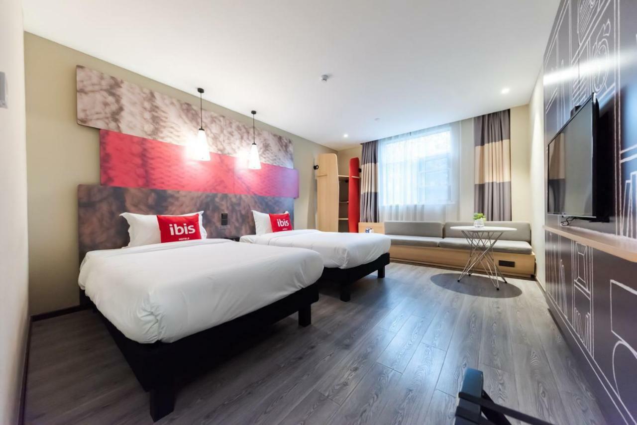 Отель Ibis Wuxi Yixing South Renmin Rd Экстерьер фото