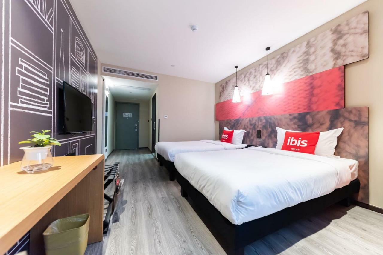 Отель Ibis Wuxi Yixing South Renmin Rd Экстерьер фото