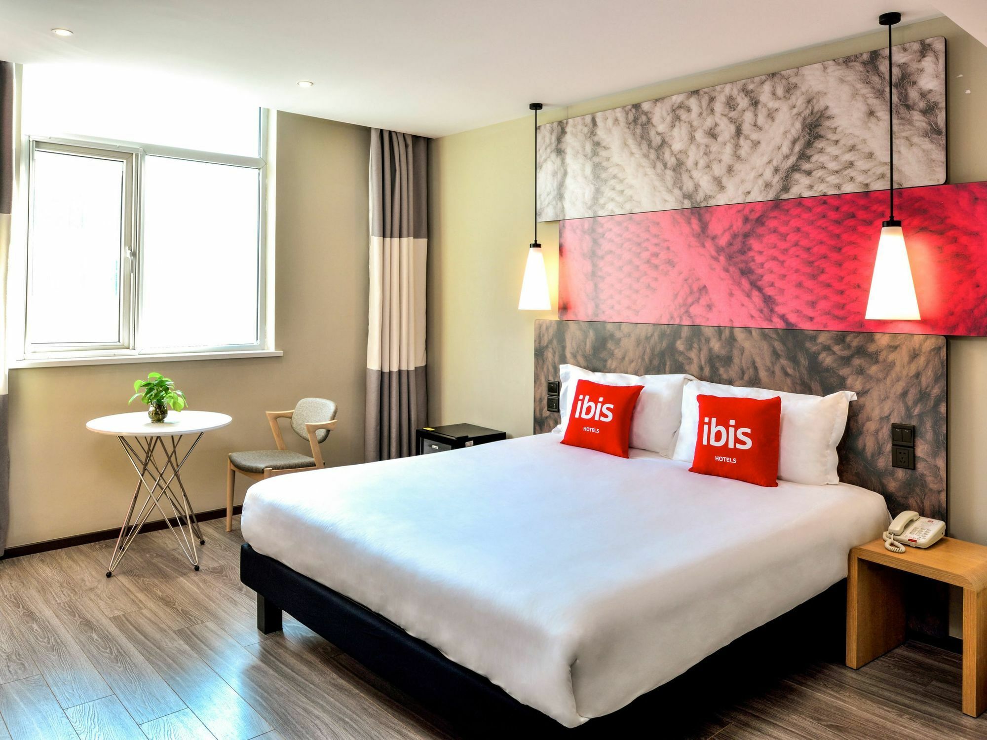 Отель Ibis Wuxi Yixing South Renmin Rd Экстерьер фото
